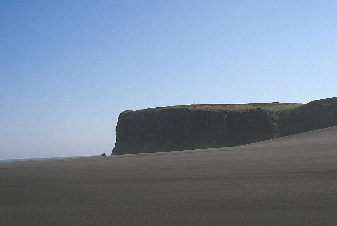 Ingólfshöfði Puffin Colony